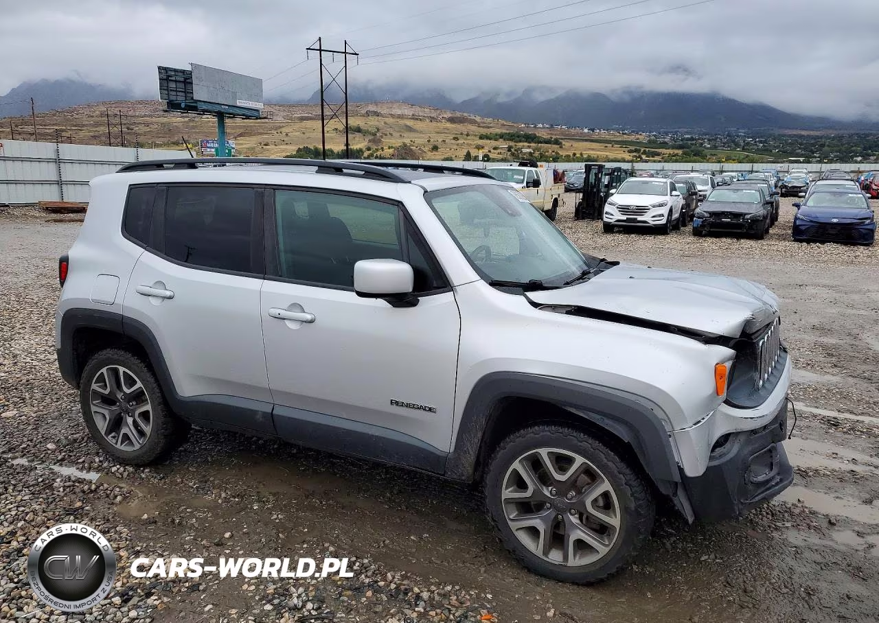 2016 Jeep Renegade Latitude VIN:ZACCJBBT5GPD29830 - 4