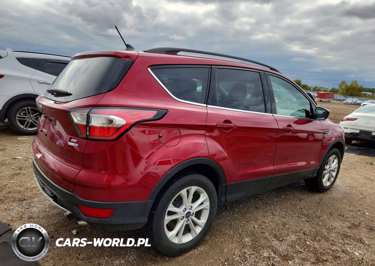 2018 Ford Escape Se VIN:1FMCU9GD3JUA18531 - 3