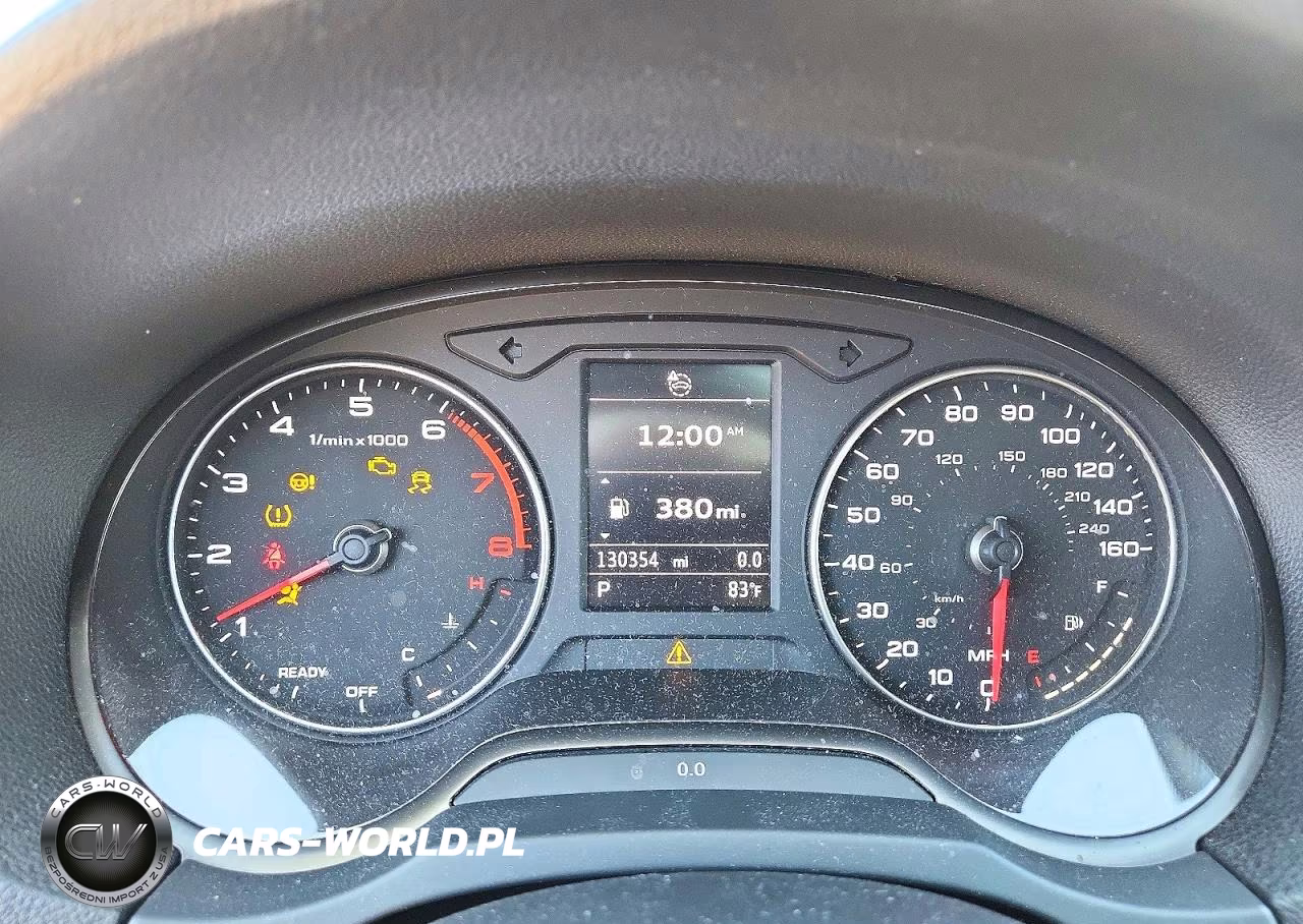 2018 Audi A3 Premium VIN:WAUAUGFFXJ1052869 - 9
