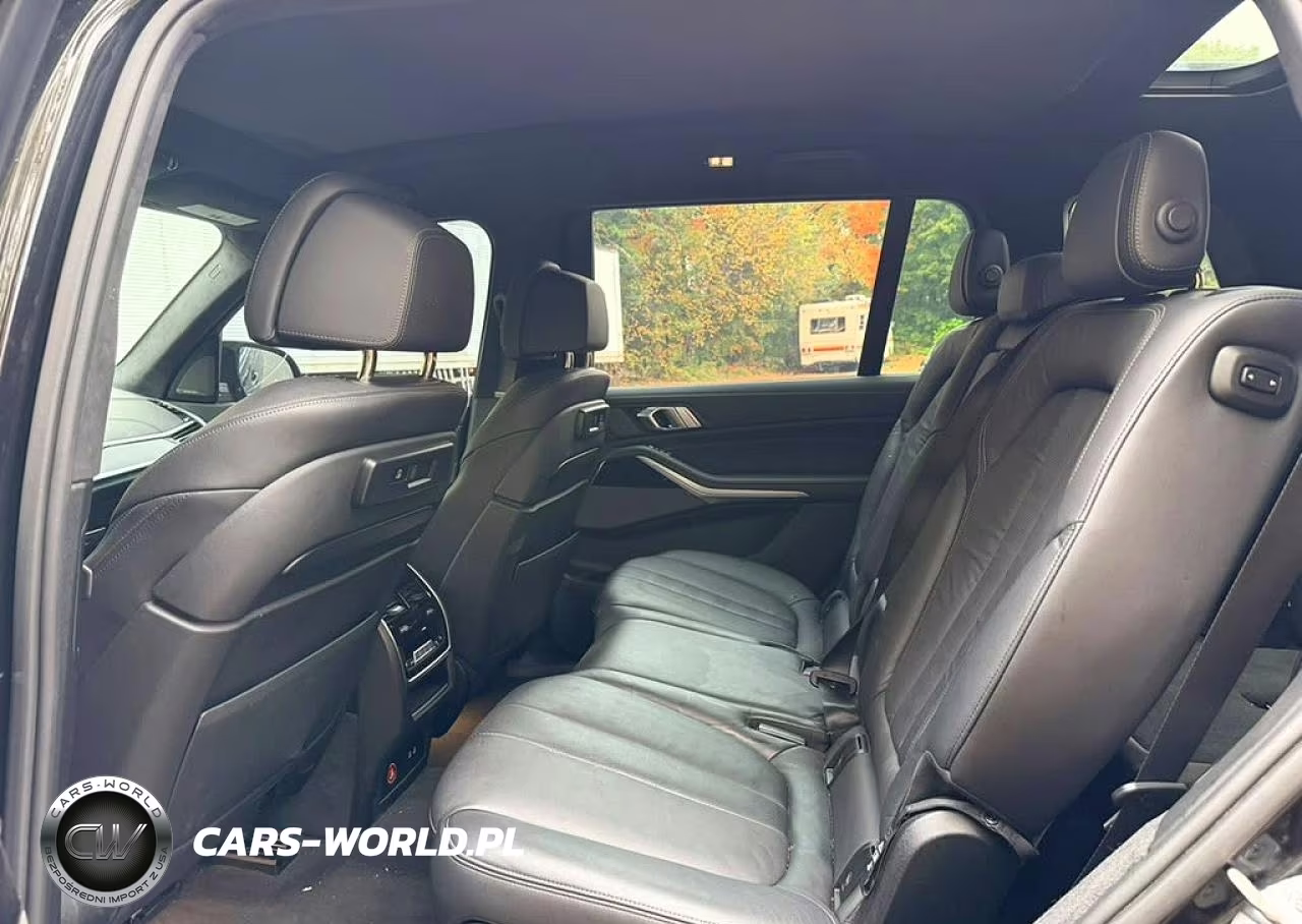 2019 BMW X7 xDrive40I VIN:5UXCW2C58KL086527 - 11