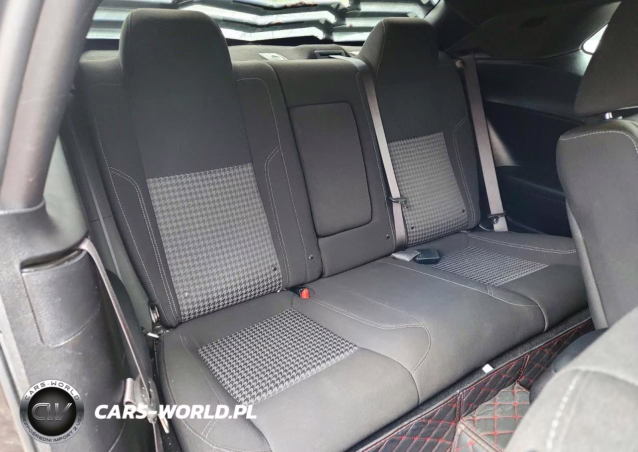 2021 Dodge Challenger Sxt VIN:2C3CDZAG5MH573614 - 10