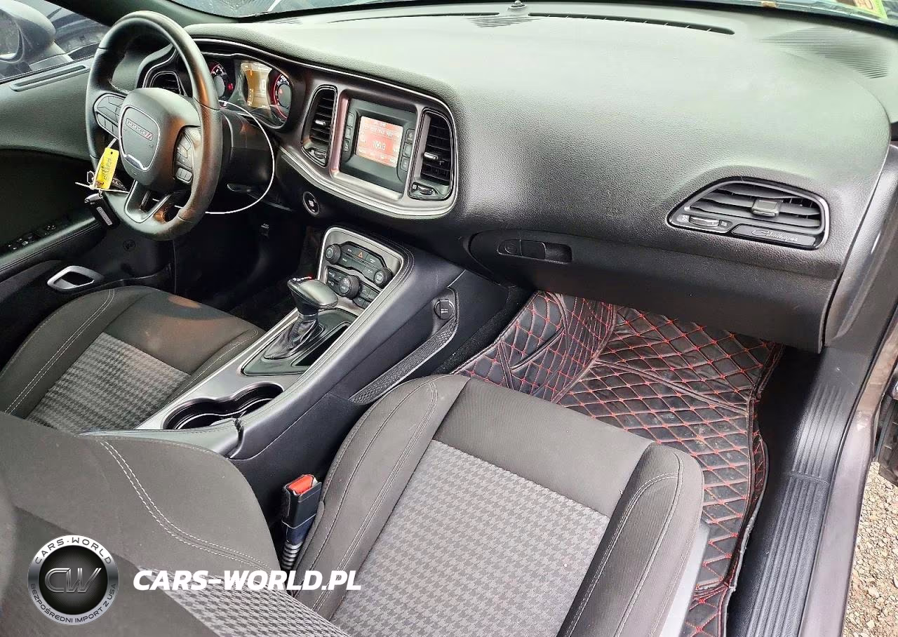 2021 Dodge Challenger Sxt VIN:2C3CDZAG5MH573614 - 8