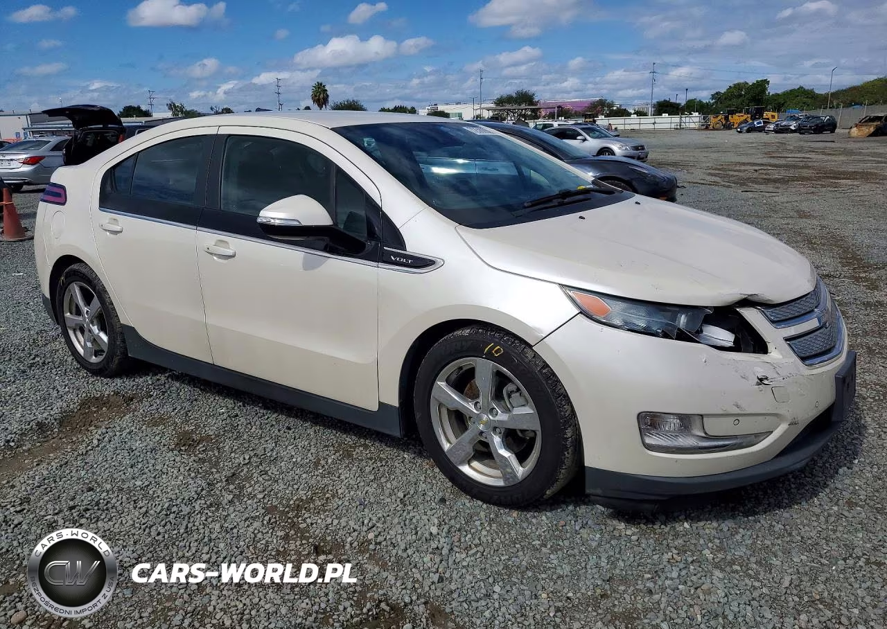2014 Chevrolet Volt VIN:1G1RH6E4XEU137566 - 4