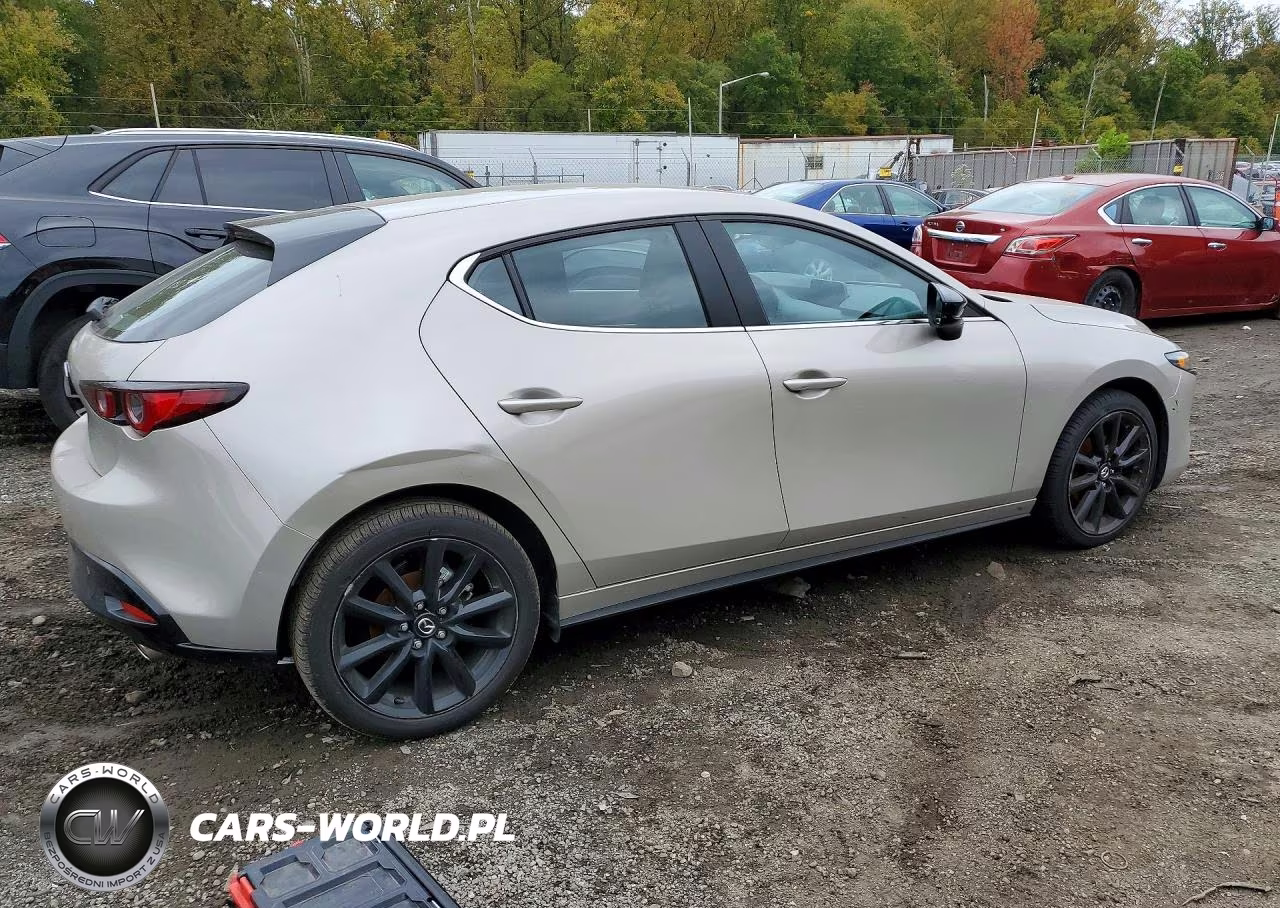 2026 Mazda 3 Select Sport VIN:JM1BPAKL3T1867201 - 3