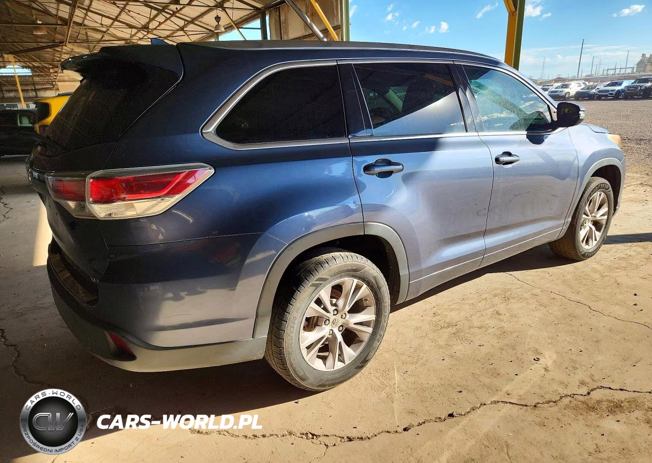 2014 Toyota Highlander Xle VIN:5TDKKRFH9ES036066 - 3