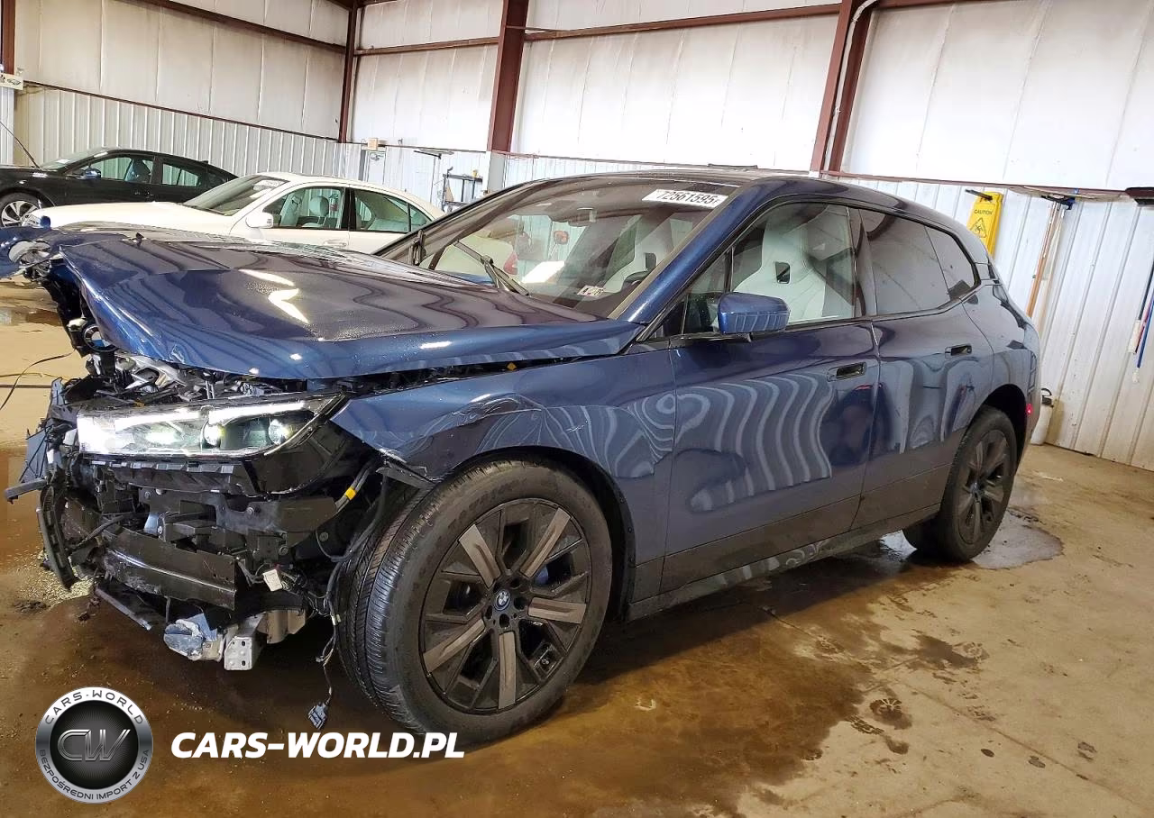 2025 BMW Ix xDrive50