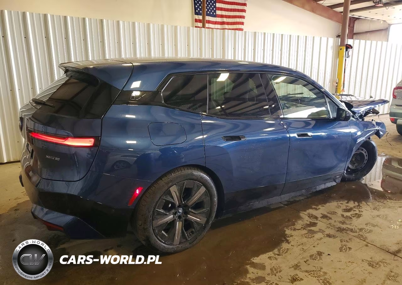 2025 BMW Ix xDrive50 VIN:WB523CF00SCU53668 - 3