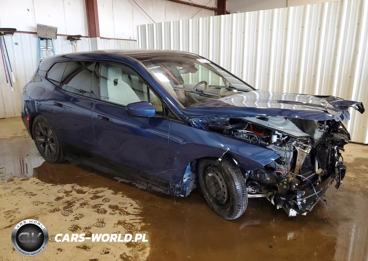 2025 BMW Ix xDrive50 VIN:WB523CF00SCU53668 - 4