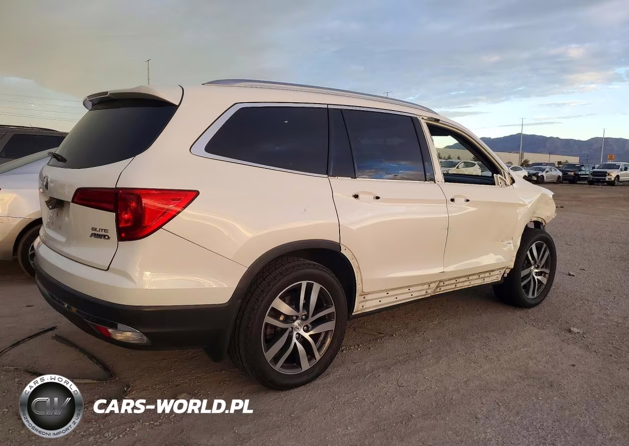 2017 Honda Pilot Elite VIN:5FNYF6H04HB057758 - 3