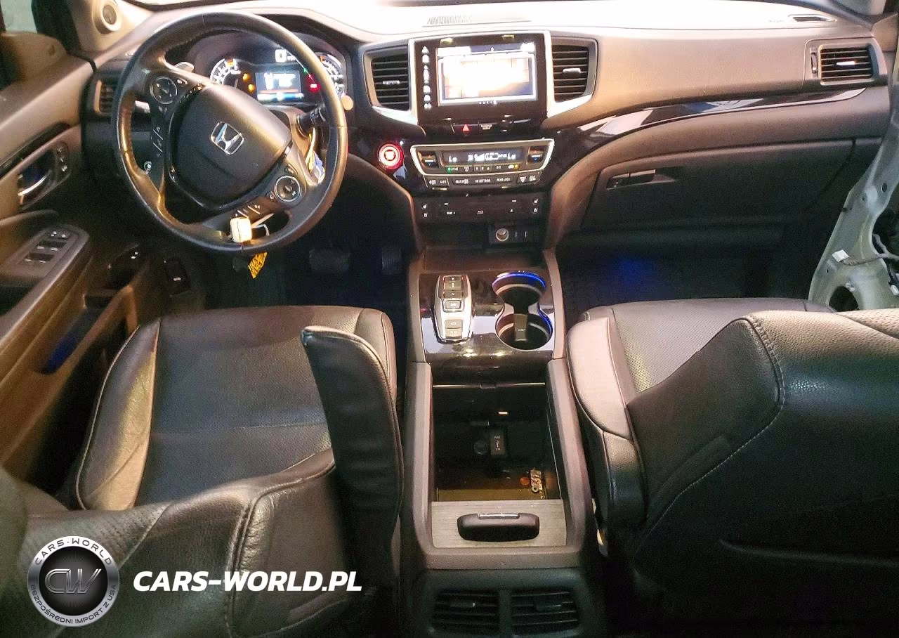 2017 Honda Pilot Elite VIN:5FNYF6H04HB057758 - 8