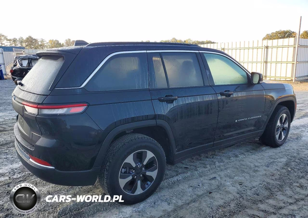 2024 Jeep Grand Cherokee Limited 4Xe VIN:1C4RJYB69RC182135 - 3
