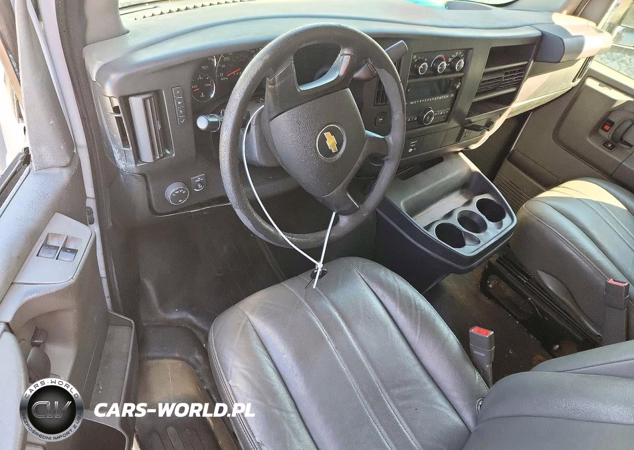 2015 Chevrolet Express 2500 Cargo Delivery Van VIN:1GCWGFCF5F1200111 - 8