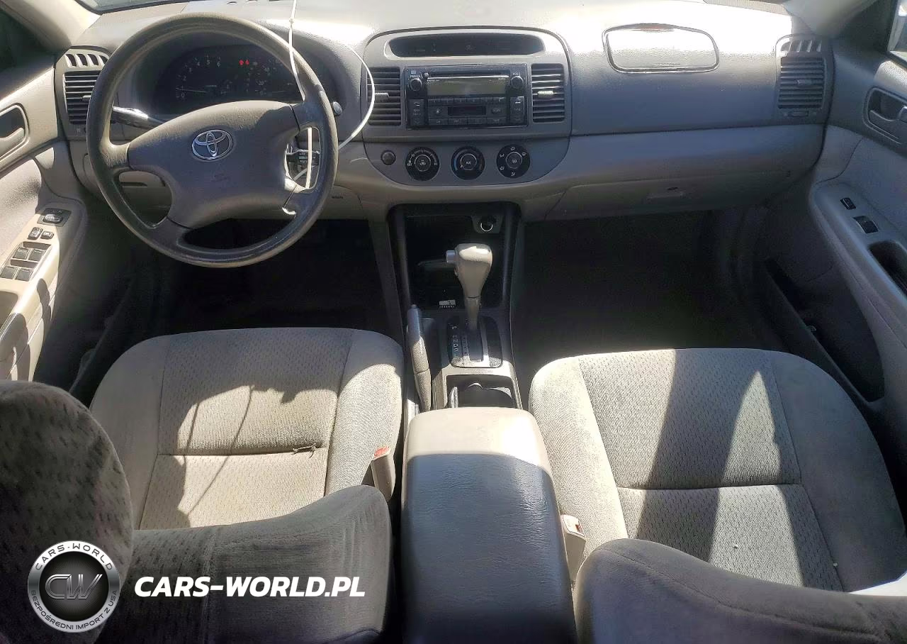 2004 Toyota Camry Le VIN:4T1BE32K24U266768 - 8