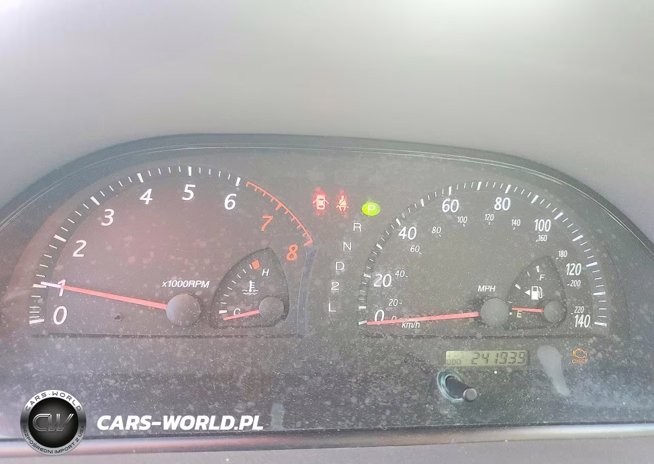 2004 Toyota Camry Le VIN:4T1BE32K24U266768 - 9