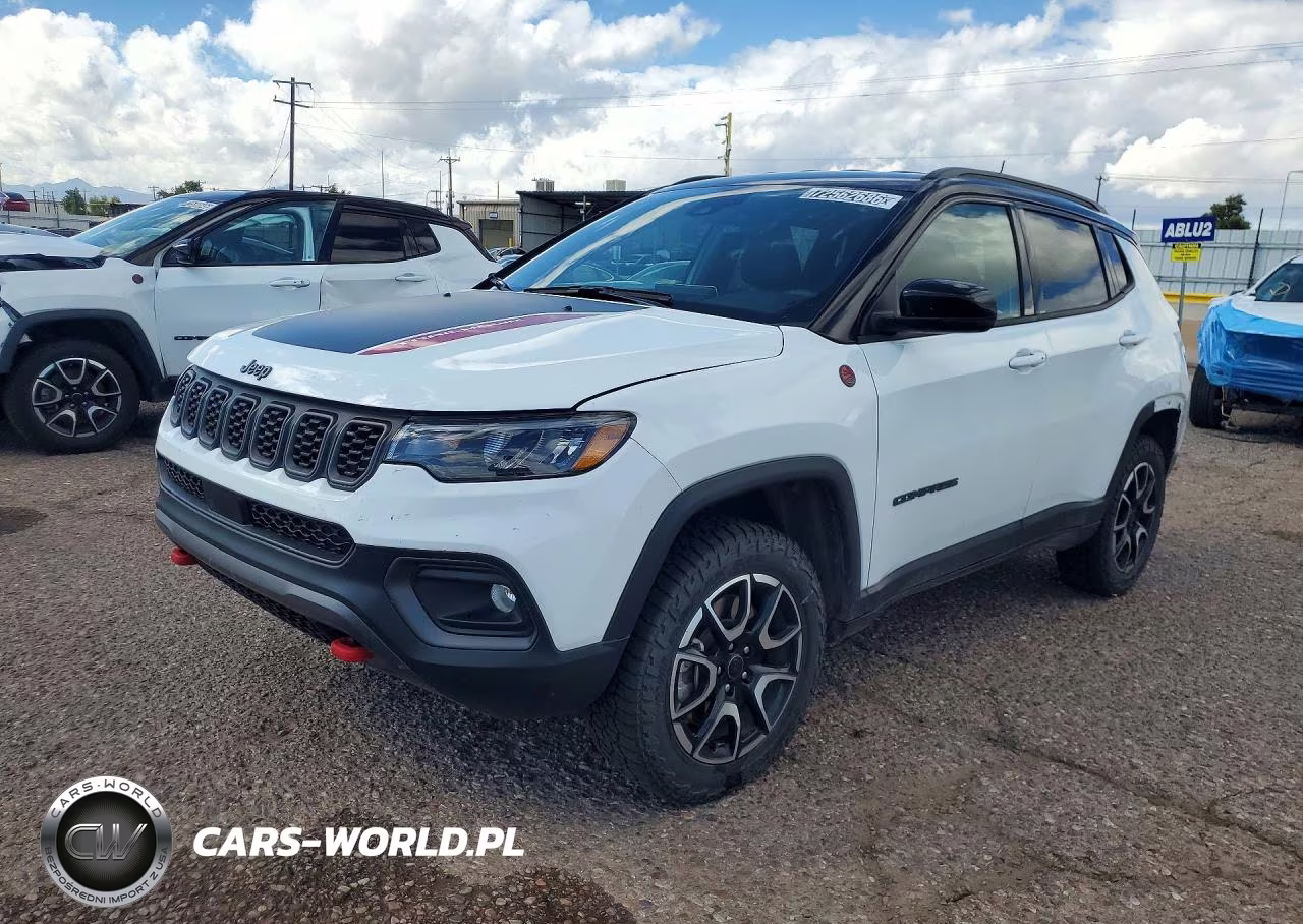2026 Jeep Compass Trailhawk VIN:3C4NJDDNXTT177193 - 1