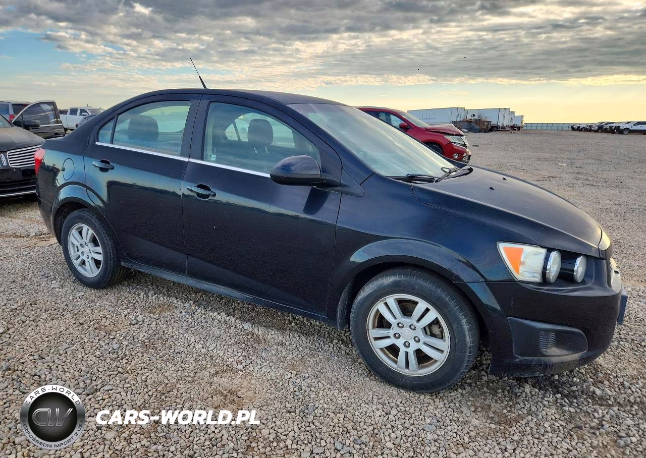 2014 Chevrolet Sonic Lt VIN:1G1JC5SH9E4239518 - 4