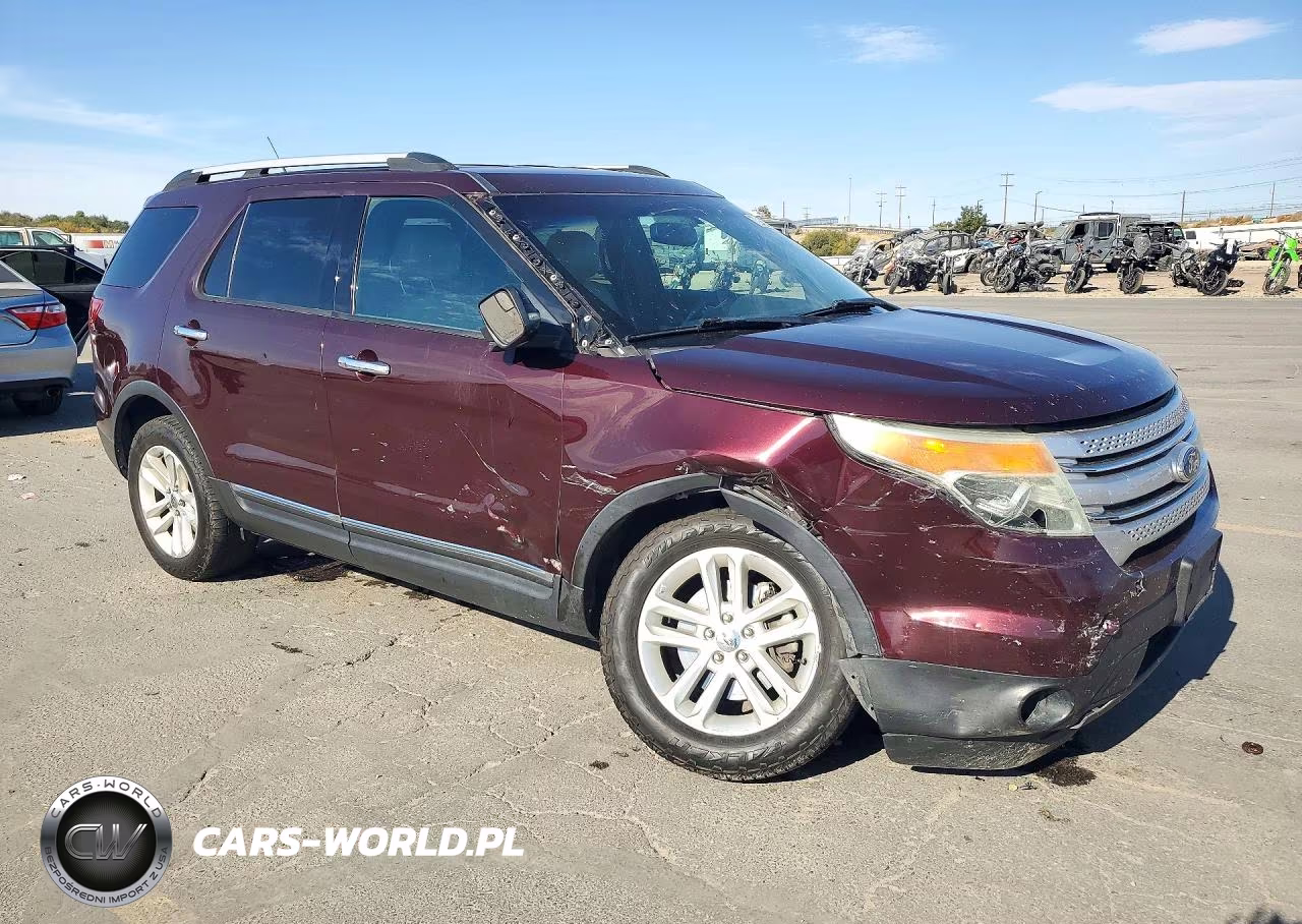 2011 Ford Explorer Xlt VIN:1FMHK8D81BGA46678 - 4