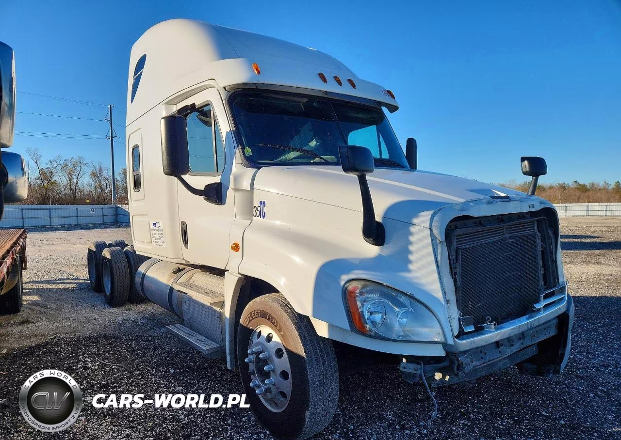 2016 Freightliner Cascadia 125 Semi Truck VIN:3AKJGLD6XGSGY6539 - 1