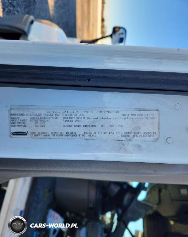 2016 Freightliner Cascadia 125 Semi Truck VIN:3AKJGLD6XGSGY6539 - 10