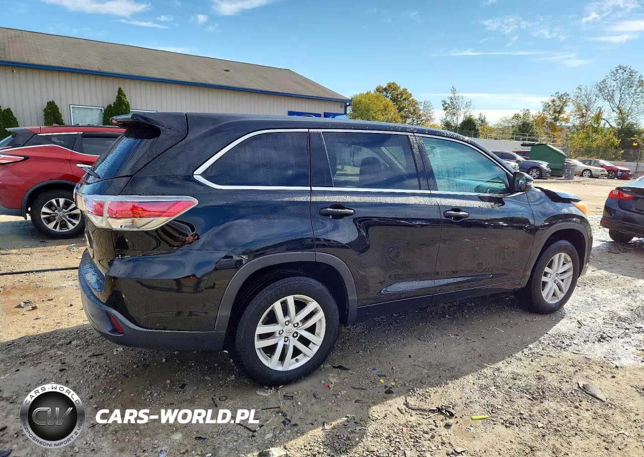 2014 Toyota Highlander Le VIN:5TDZKRFH0ES018473 - 3