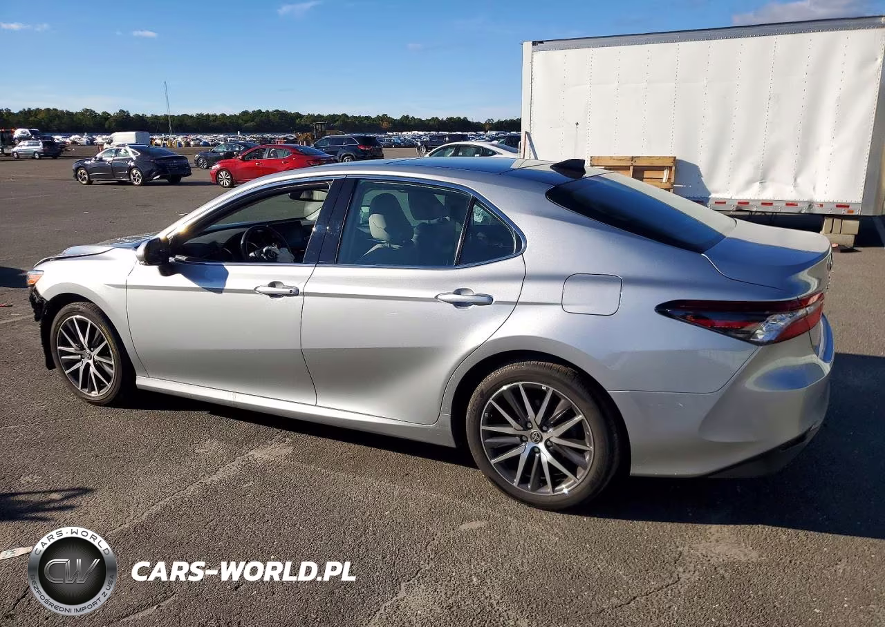2022 Toyota Camry Xle VIN:4T1F11BK5NU063618 - 2