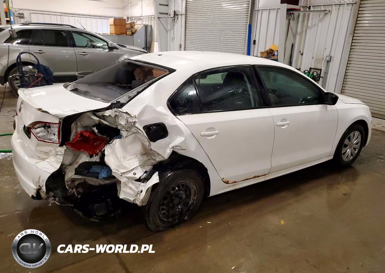2014 Volkswagen Jetta Base VIN:3VW2K7AJ3EM381282 - 3