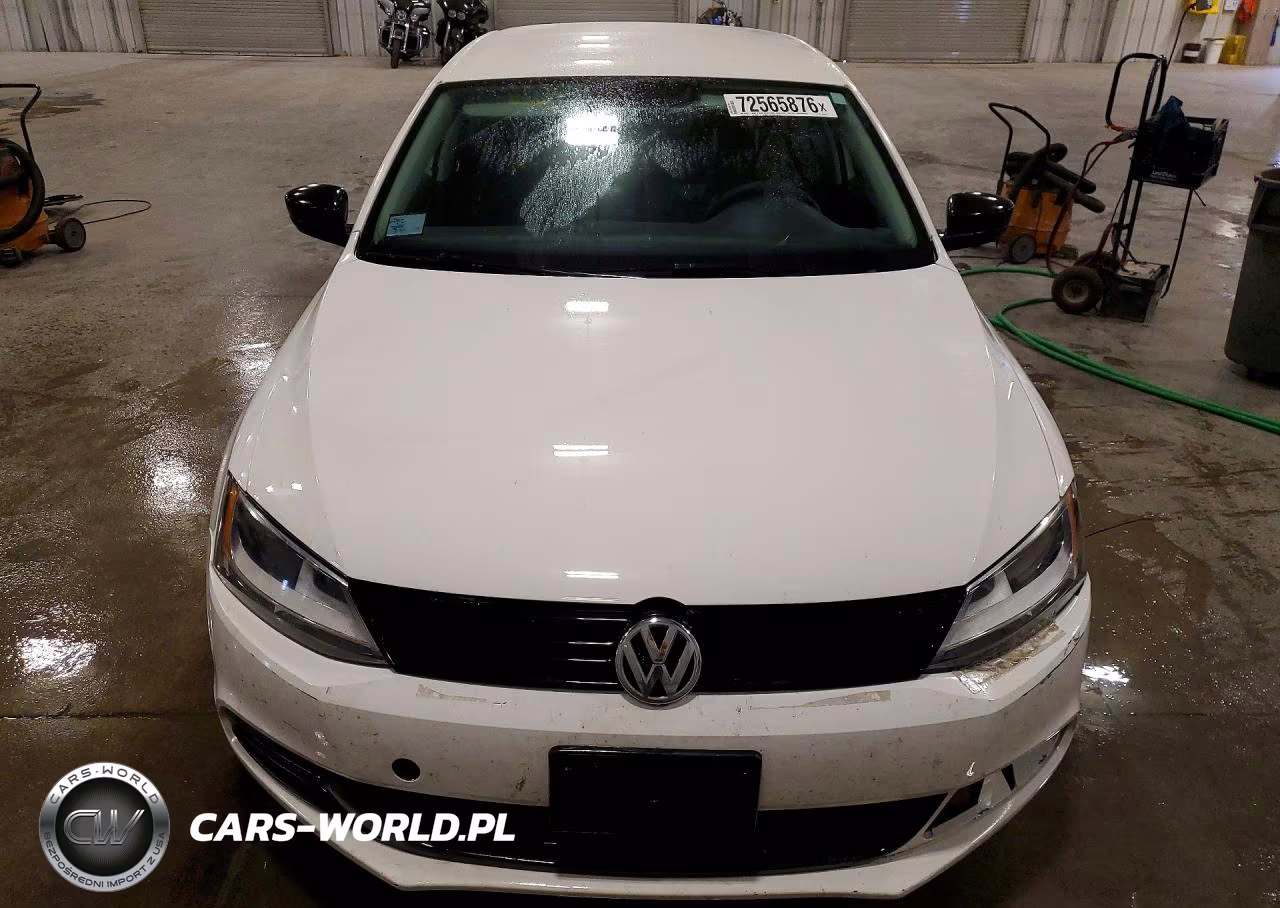 2014 Volkswagen Jetta Base VIN:3VW2K7AJ3EM381282 - 5