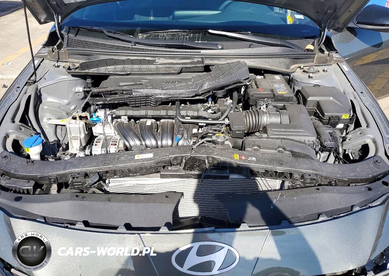 2026 Hyundai Elantra Sel Sport VIN:KMHLM4DGXTU216284 - 11