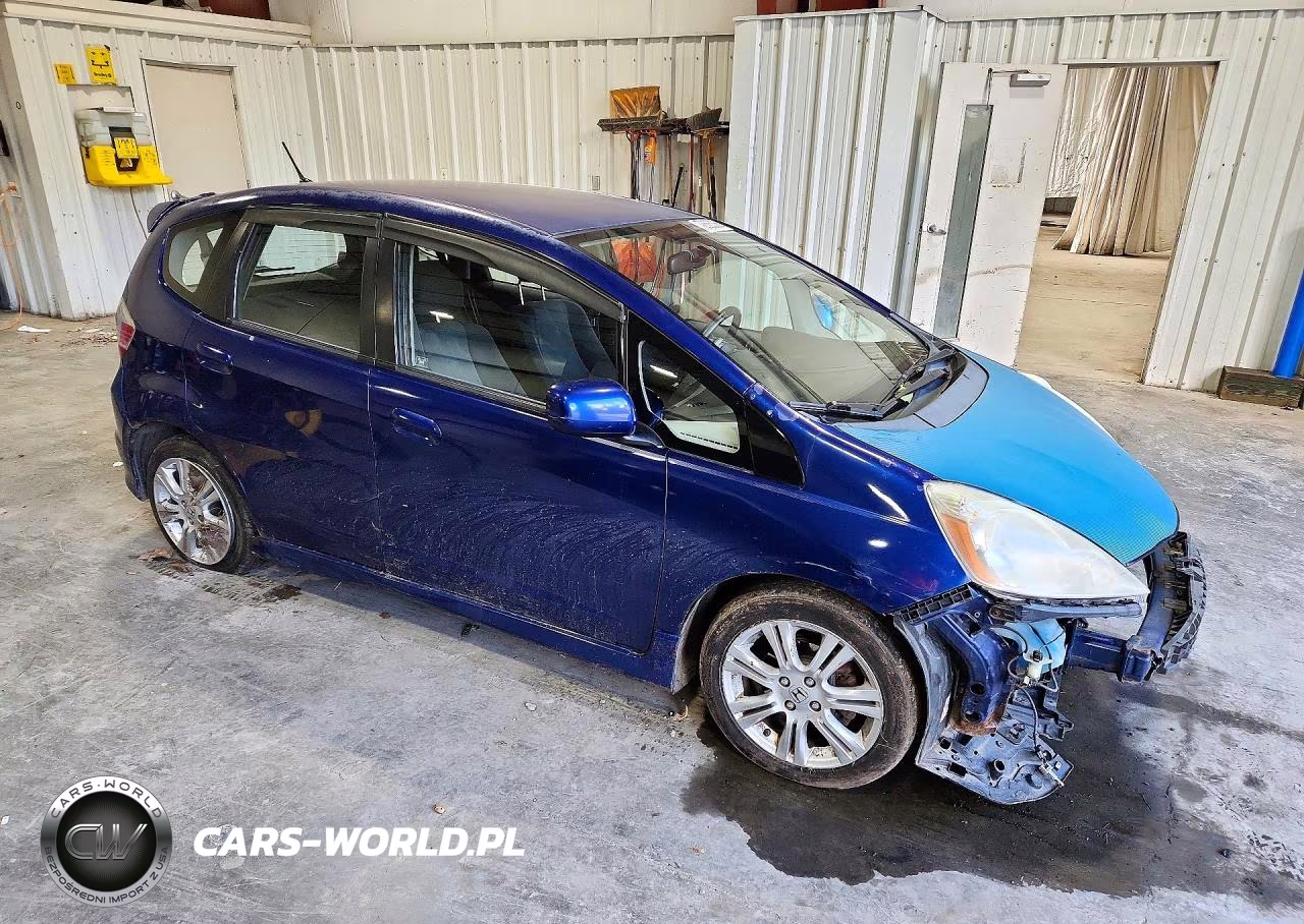 2009 Honda Fit Sport VIN:JHMGE88439S051322 - 4