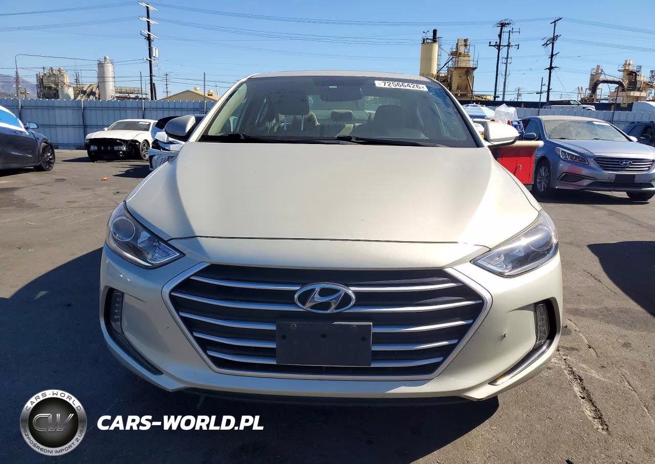 2018 Hyundai Elantra Value Edition VIN:5NPD84LF5JH399204 - 5
