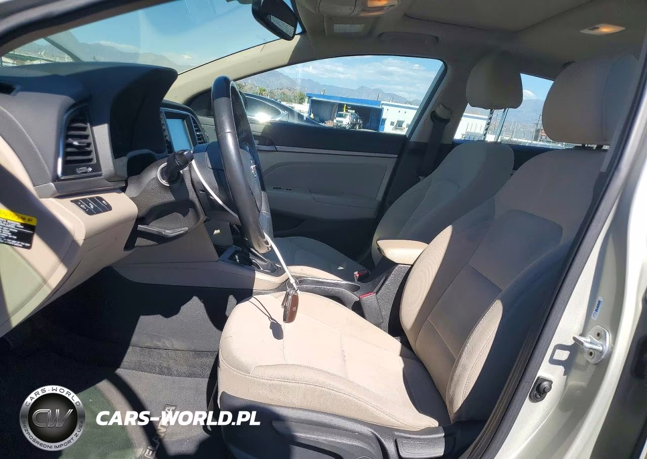 2018 Hyundai Elantra Value Edition VIN:5NPD84LF5JH399204 - 7