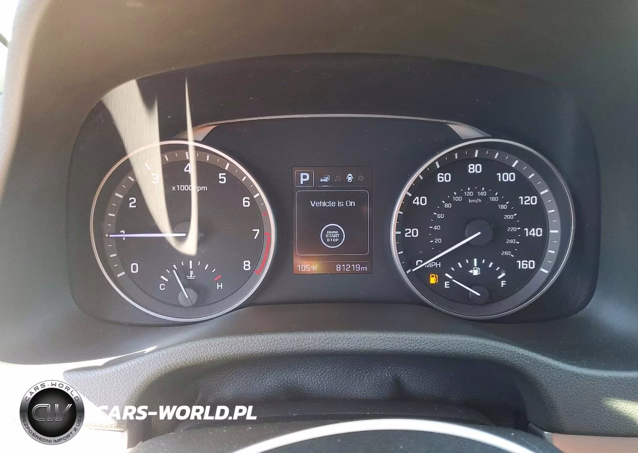 2018 Hyundai Elantra Value Edition VIN:5NPD84LF5JH399204 - 9
