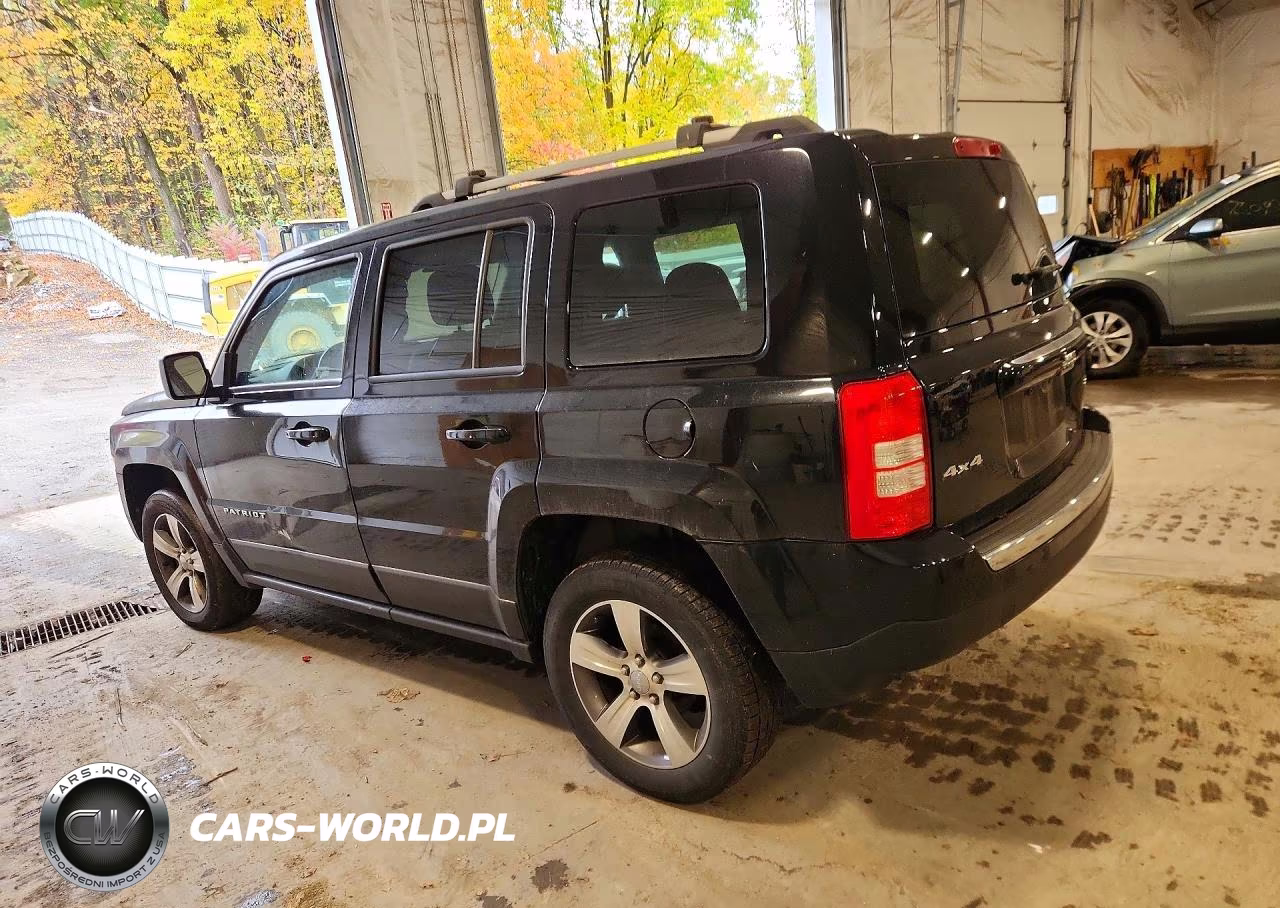 2016 Jeep Patriot Latitude VIN:1C4NJRFB0GD670585 - 2