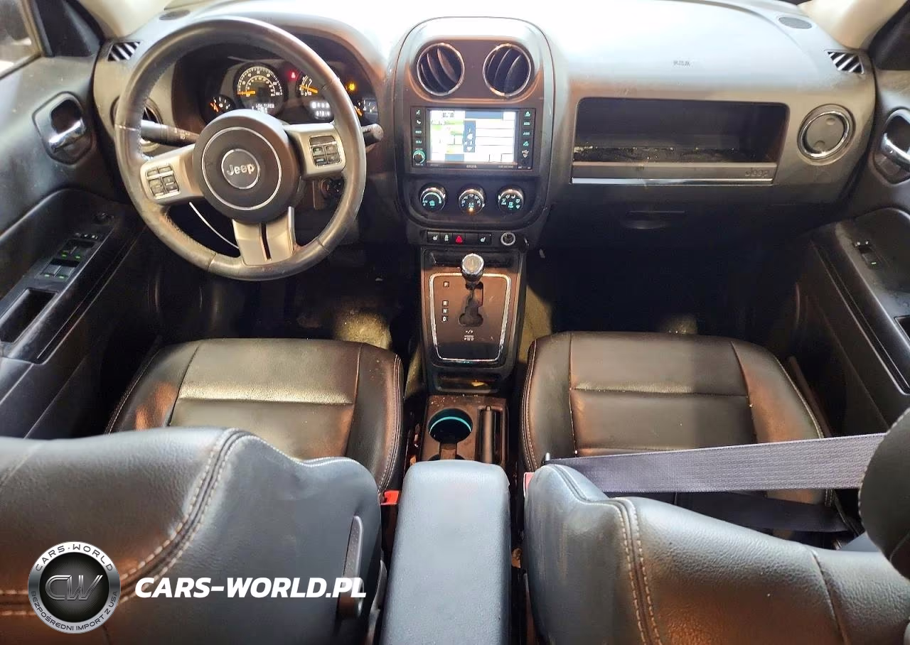 2016 Jeep Patriot Latitude VIN:1C4NJRFB0GD670585 - 8