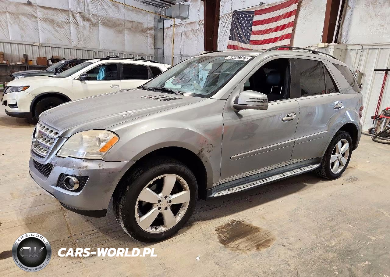 2011 Mercedes-Benz Ml 350 4Matic VIN:4JGBB8GB6BA724163 - 1
