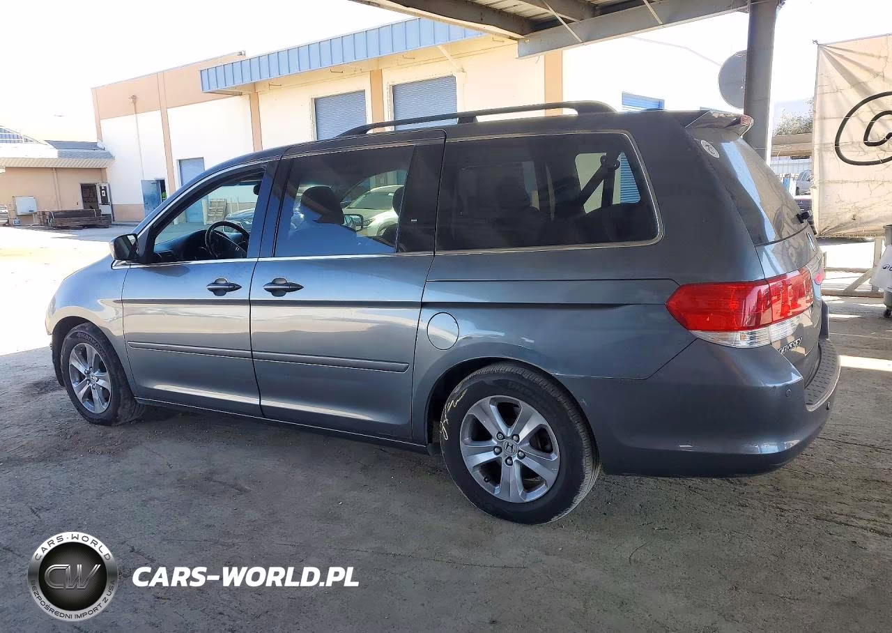 2010 Honda Odyssey Touring VIN:5FNRL3H92AB044765 - 2