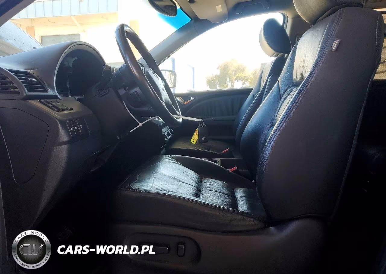 2010 Honda Odyssey Touring VIN:5FNRL3H92AB044765 - 7