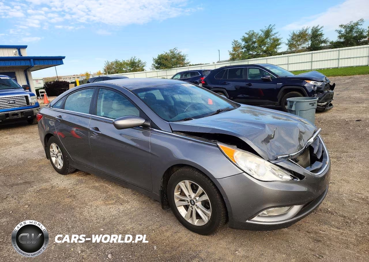 2013 Hyundai Sonata Gls VIN:5NPEB4AC5DH644716 - 4