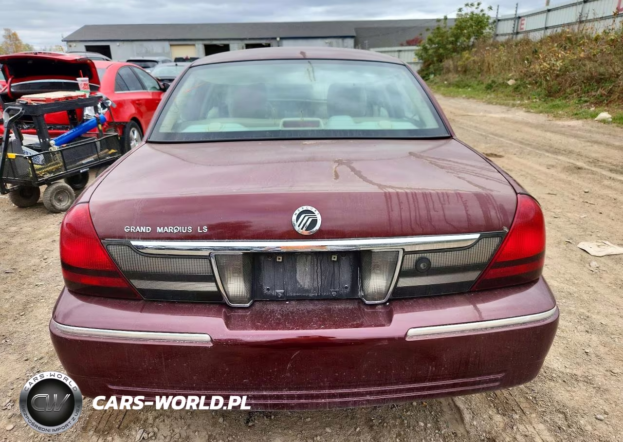 2011 Mercury Grand Marquis Ls VIN:2MEBM7FV6BX603353 - 6