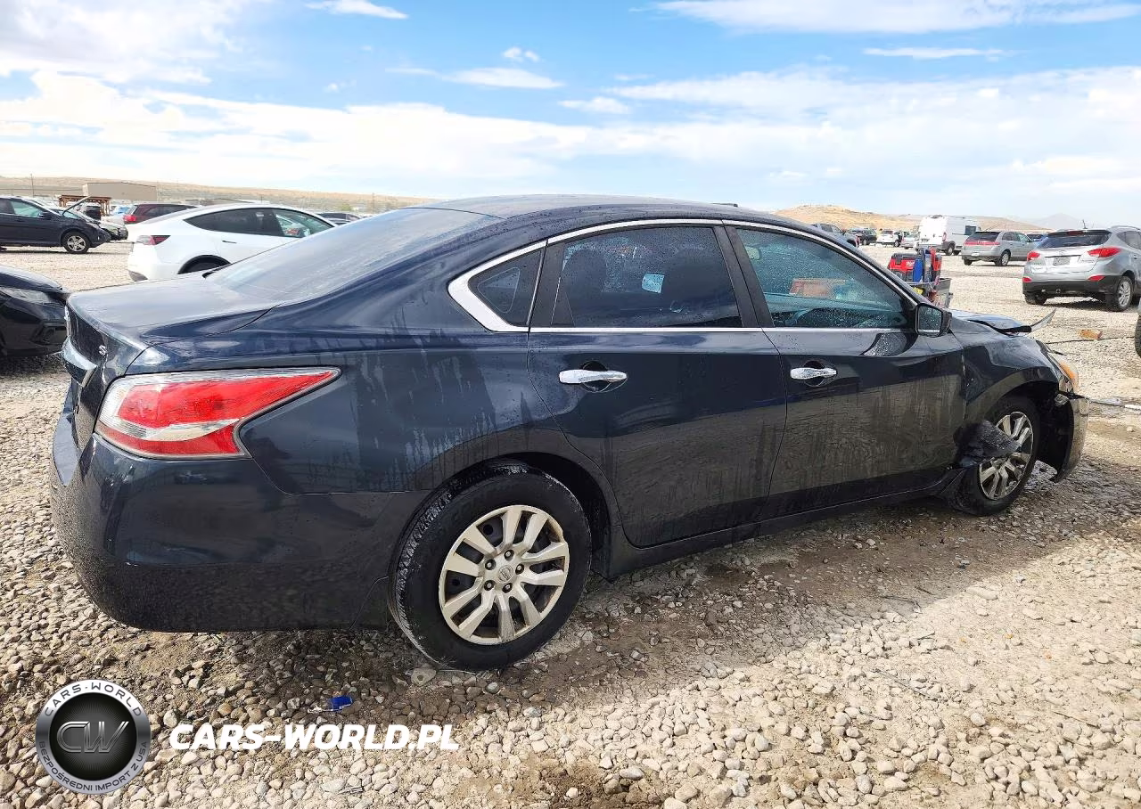 2015 Nissan Altima 2.5 S VIN:1N4AL3AP4FN331447 - 3