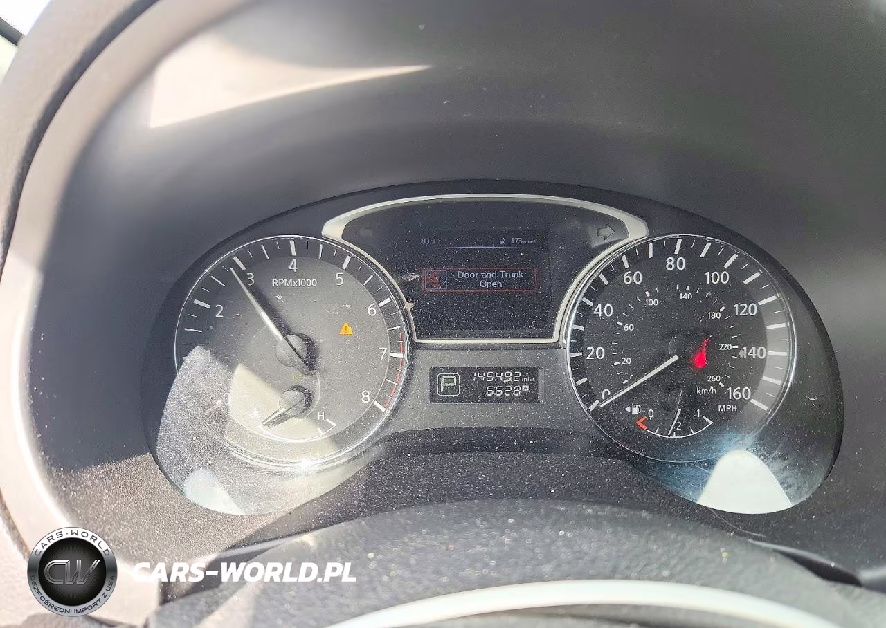 2015 Nissan Altima 2.5 S VIN:1N4AL3AP4FN331447 - 9