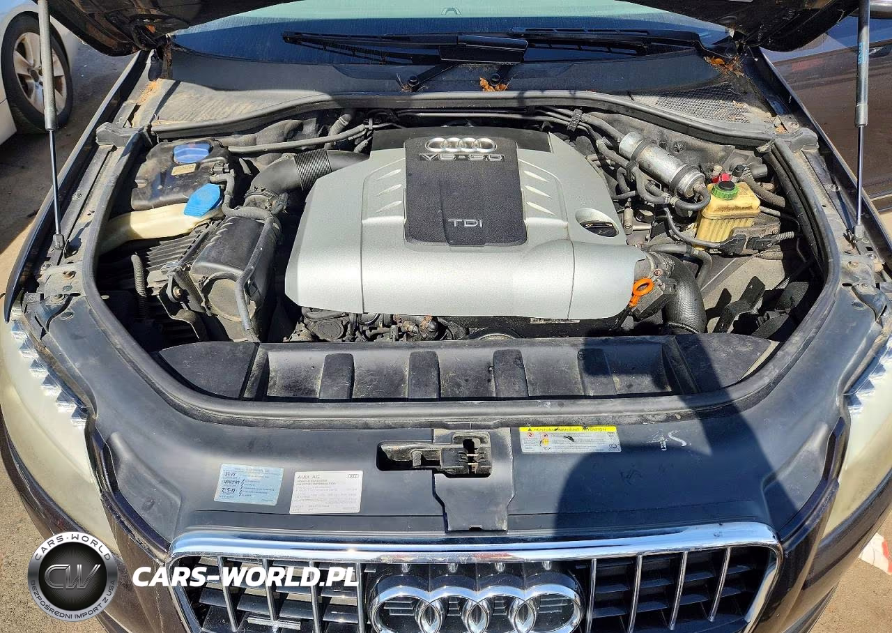 2011 Audi Q7 Premium Plus VIN:WA1LMAFE3BD005533 - 12