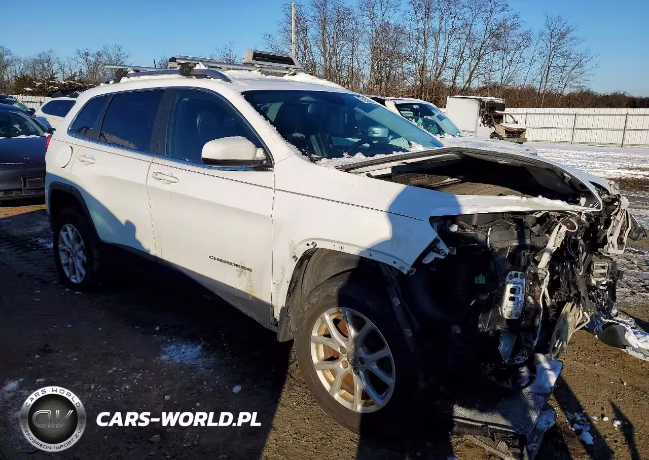 2018 Jeep Cherokee Latitude Plus VIN:1C4PJMLX1JD527292 - 4