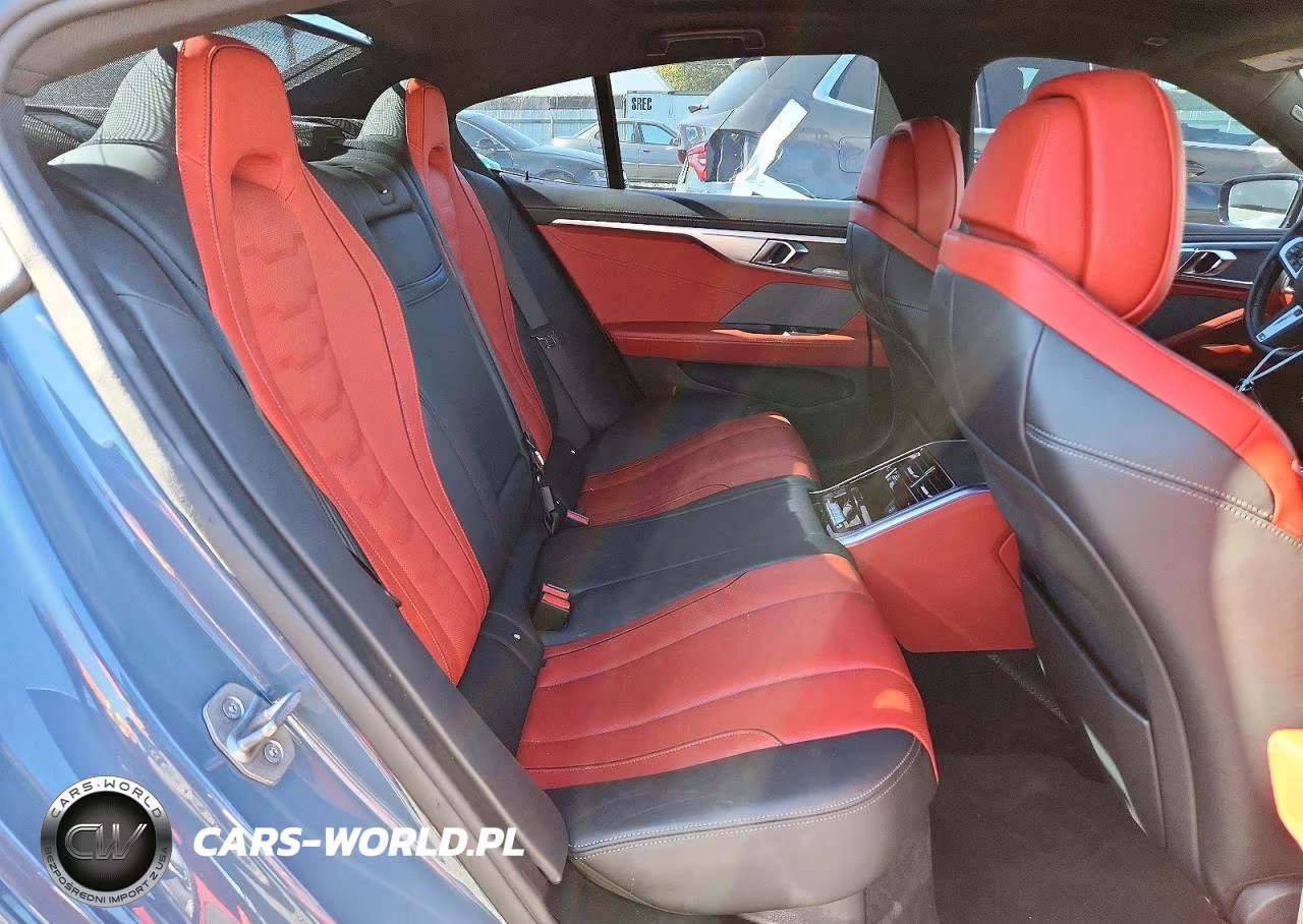 2022 BMW 840Xi VIN:WBAGV4C01NCK00679 - 10