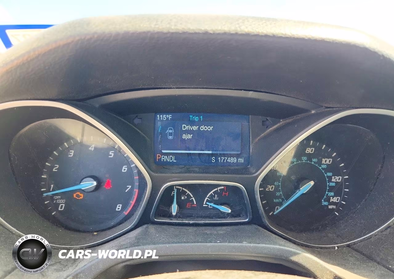 2014 Ford Focus Se VIN:1FADP3F26EL293714 - 9