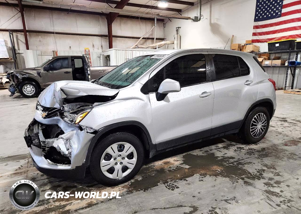 2018 Chevrolet Trax Ls VIN:KL7CJKSB7JB704851 - 1