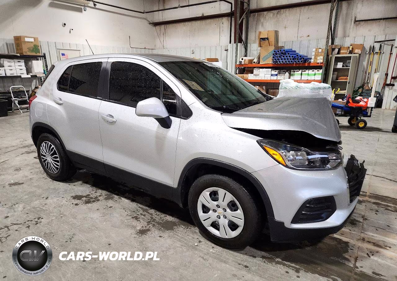 2018 Chevrolet Trax Ls VIN:KL7CJKSB7JB704851 - 4