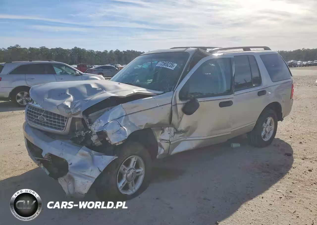 2004 Ford Explorer Xlt