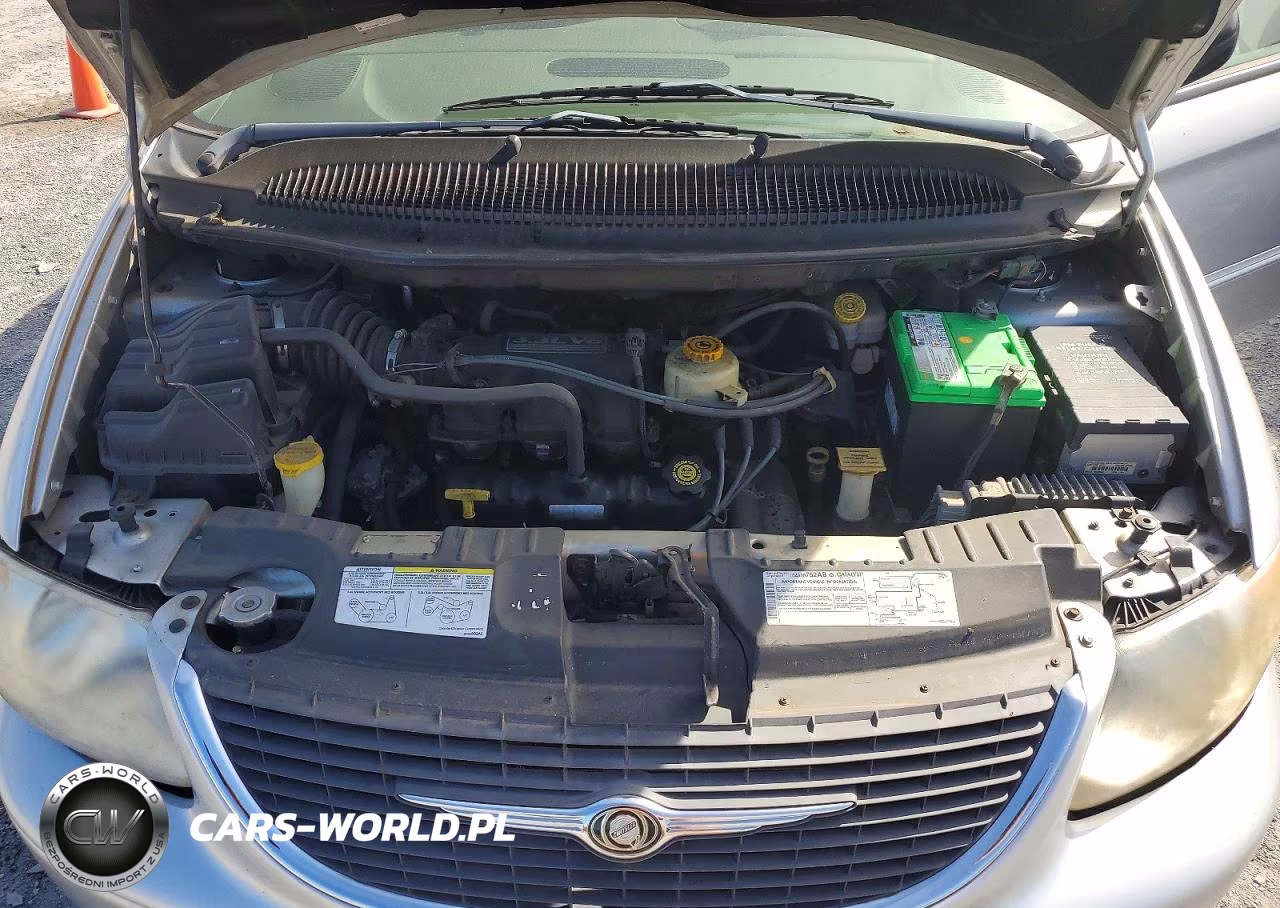 2003 Chrysler Town & Country VIN:2C4GP24333R248893 - 12