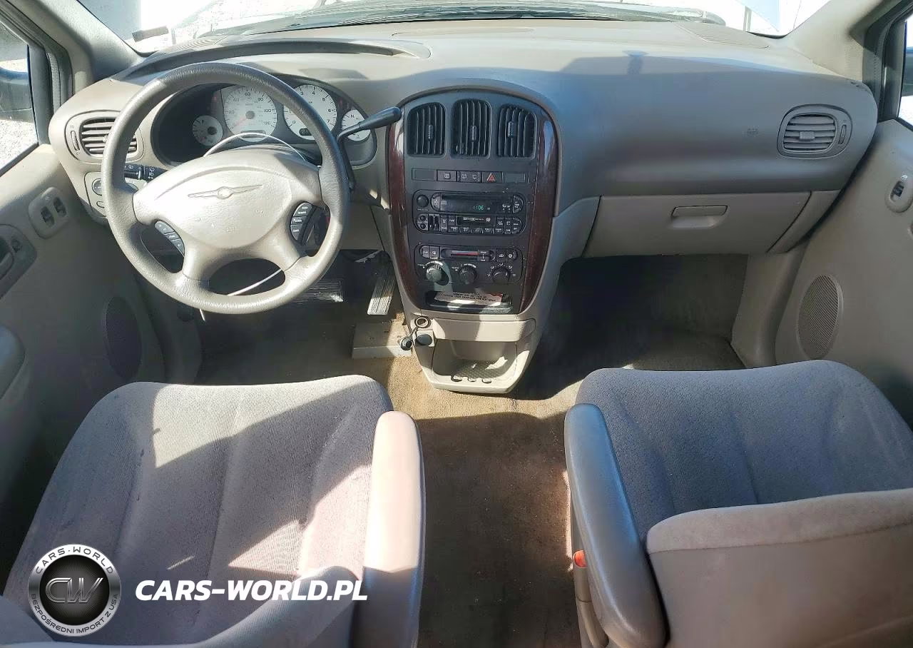 2003 Chrysler Town & Country VIN:2C4GP24333R248893 - 8